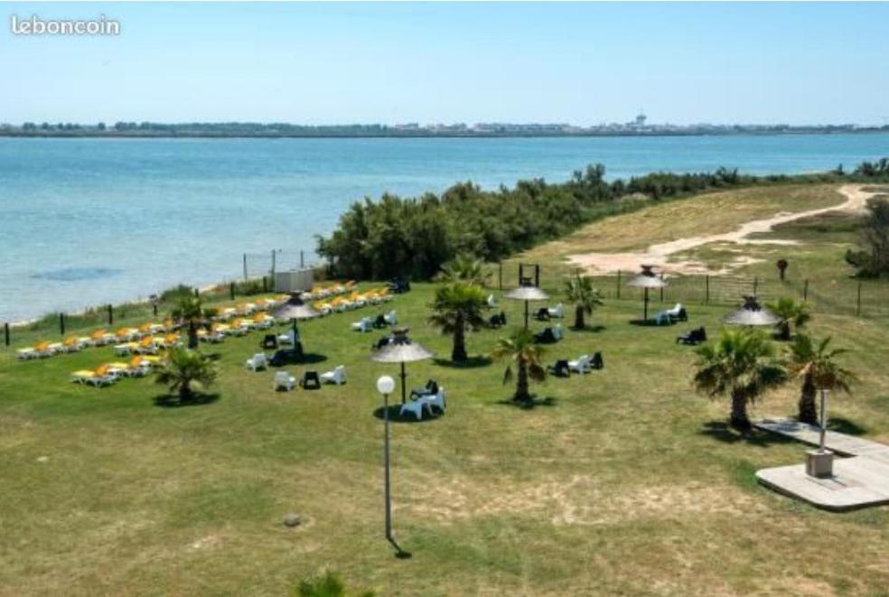 Camping 4 Etoiles Le Lac Des Reves Pérols Exterior foto